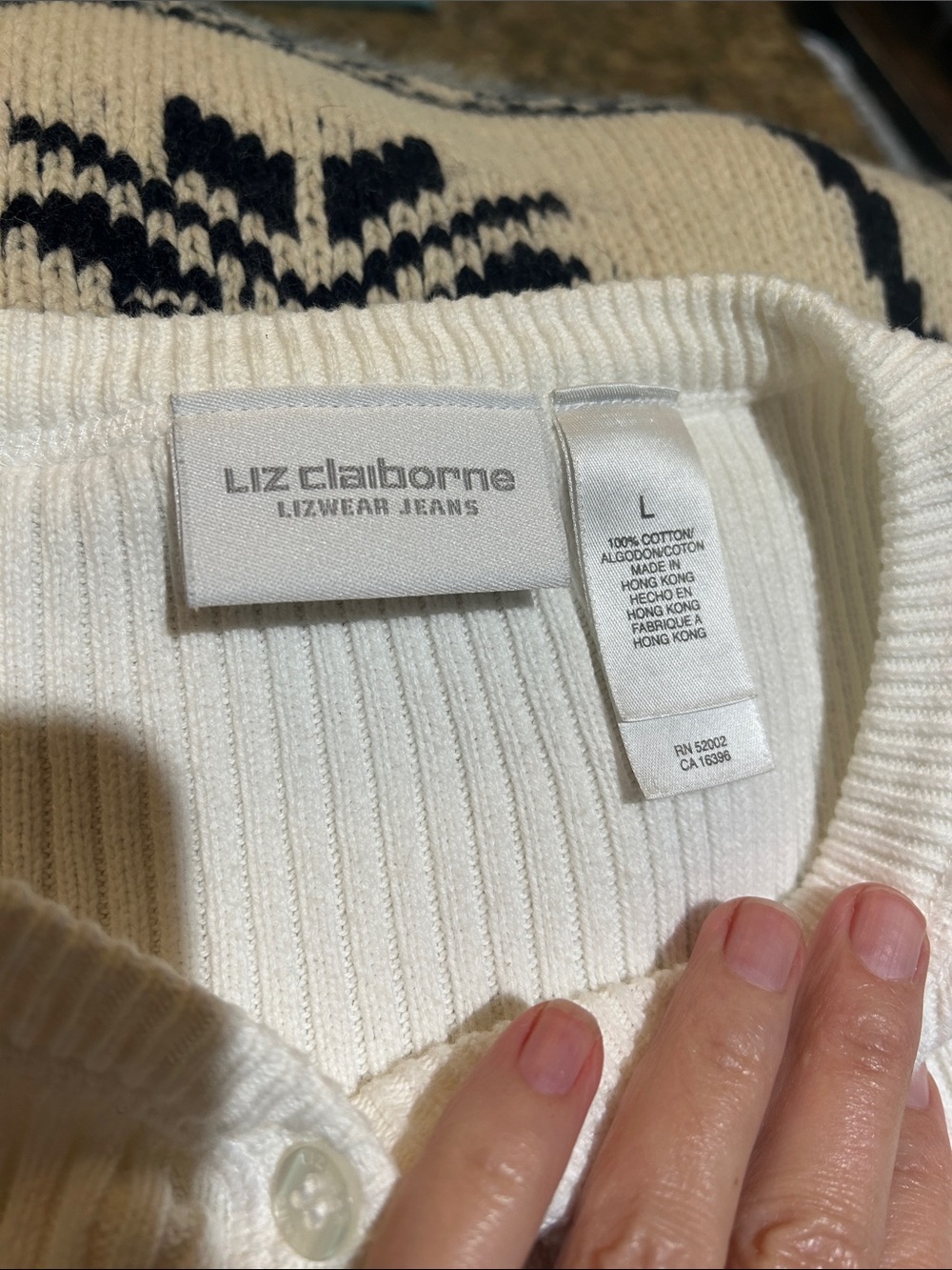 Liz Claiborne Sz L Classic White Ribbed Henley Sweater - Women - Picture 3 of 4